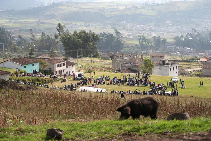 Otavalo_dorpjes_rond_24_feest.jpg