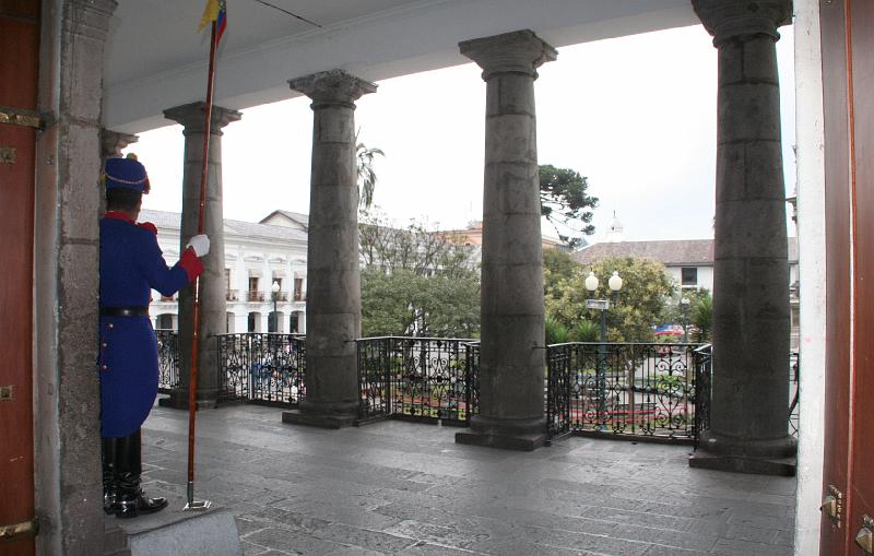 Quito_Palacio_del_Gobierno.jpg