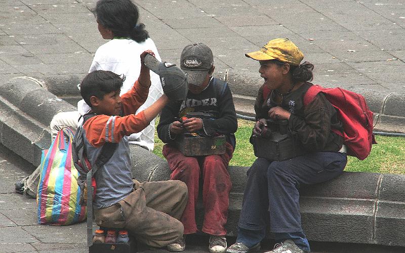 Quito_Plaza_Grande_3.jpg