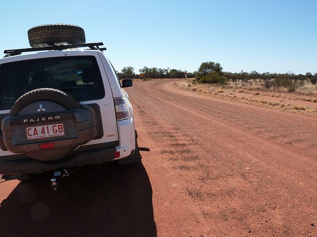 336-red-centre-ernest-giles-road-1.jpg - We rijden langs de Ernest Giles Road terug naar Alice Springs.