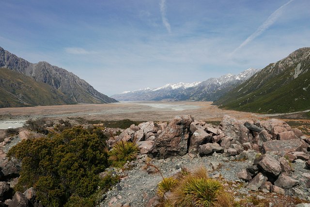 625-Mount-Cook-Village-Tasman-116.jpg - De Tasman River voert het smeltwater naar het azuurblauwe Lake Pukaki.